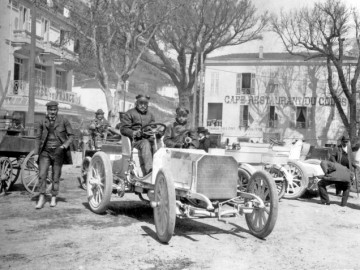 Mercedes - To już 120 lat